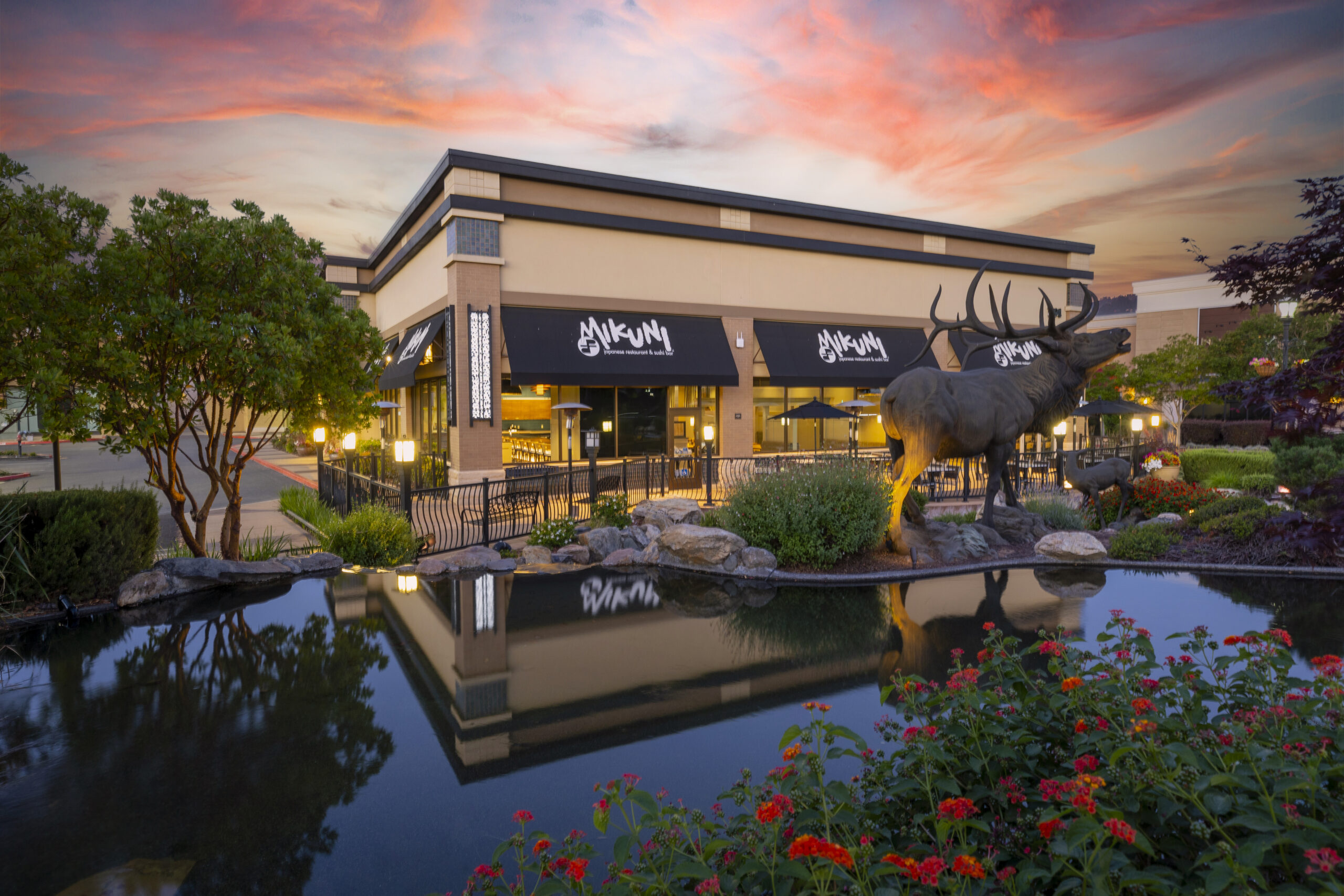 Mikuni restaurant Roseville location exterior