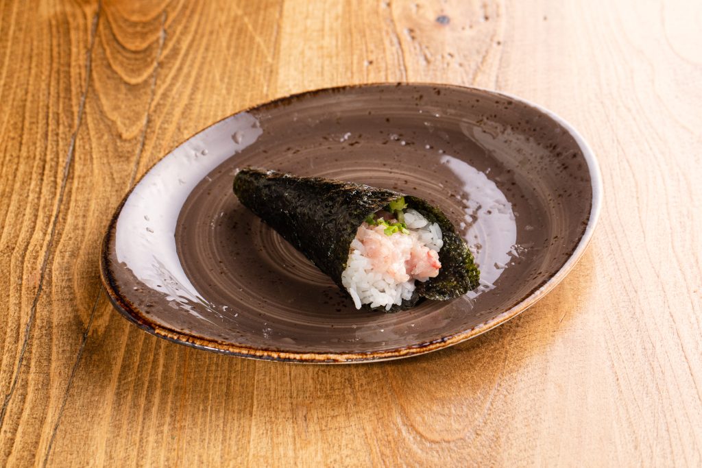 Minced yellowtail and onion